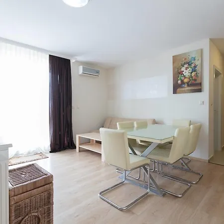 Apartment Luxury 2bedroom Apart With Large Terrace Rj