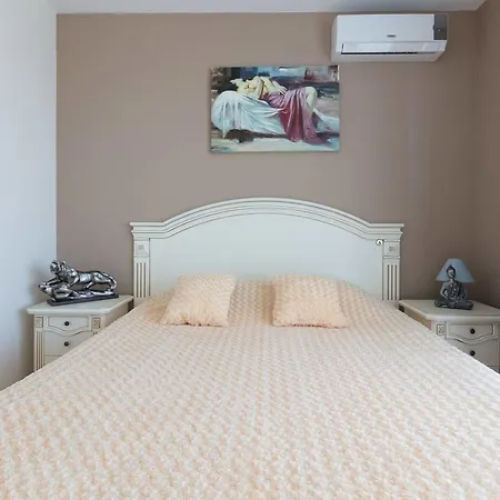Апартамент Luxury 2bedroom Apart With Large Terrace Rj Слънчев бряг