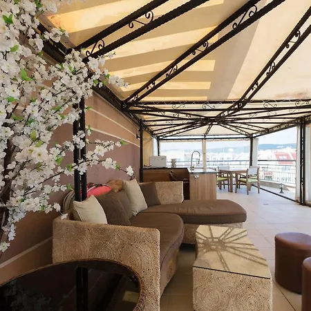 Апартамент Luxury 2bedroom Apart With Large Terrace Rj Слънчев бряг