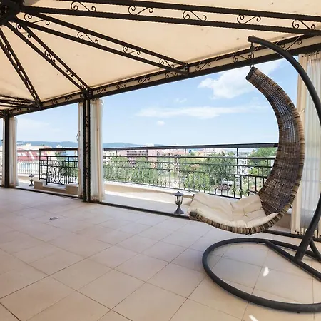 Апартамент Luxury 2bedroom Apart With Large Terrace Rj Слънчев бряг